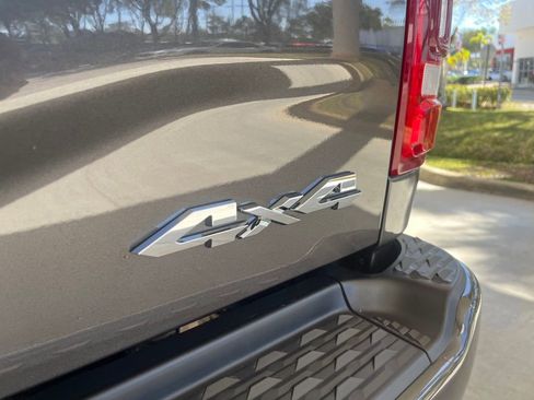 New 2022 RAM 2500 Big Horn w/ Level C Equiment Group image 22