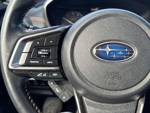 Used 2021 Subaru Crosstrek 2.0i Premium w/ Moonroof Package image 44