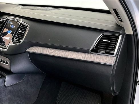 Used 2022 Volvo XC90 T6 Inscription w/ Advanced Package AWD/4WD image 19