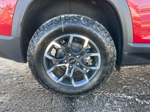 New 2026 Chevrolet Equinox ACTIV w/ Convenience Package III image 35