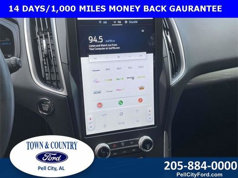 Certified 2024 Ford Edge SE w/ Black Appearance Package image 6