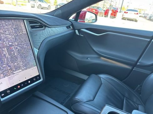 Used 2017 Tesla Model S 75D image 24