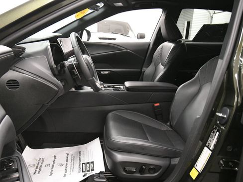 Used 2023 Lexus RX 350 Premium w/ Accessory Package AWD/4WD image 10
