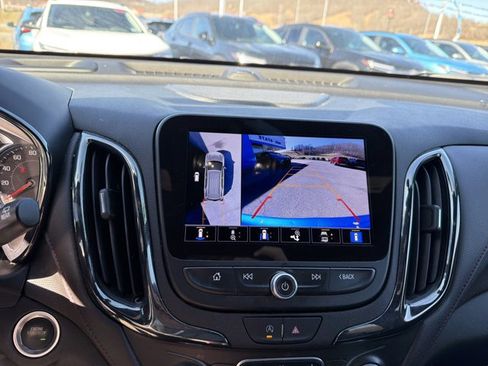 Used 2024 Chevrolet Equinox RS w/ RS Leather Package image 28