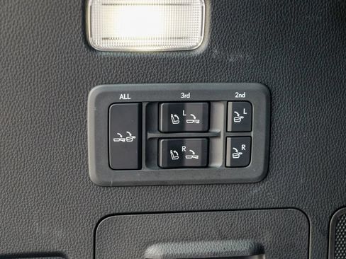Used 2024 Lexus LX 600 4WD w/ Appearance Package image 66