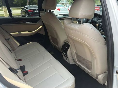 Used 2019 BMW X3 sDrive30i w/ Convenience Package RWD image 9