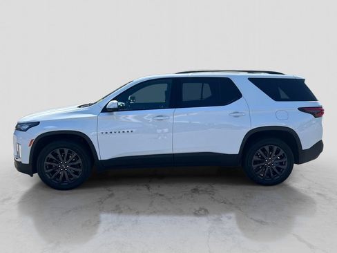 Used 2023 Chevrolet Traverse RS AWD/4WD image 2