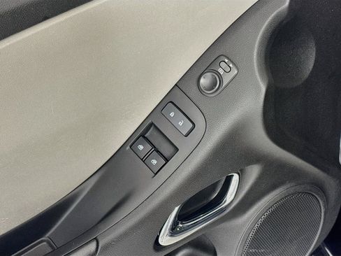 Used 2013 Chevrolet Camaro LS RWD image 18