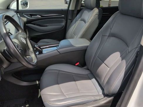 Used 2019 Buick Enclave Essence FWD image 20
