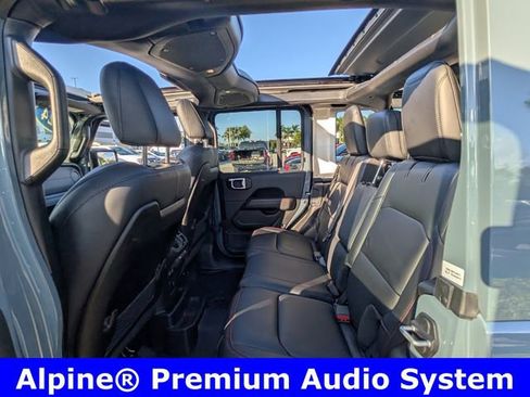 Used 2024 Jeep Wrangler Unlimited Rubicon image 8