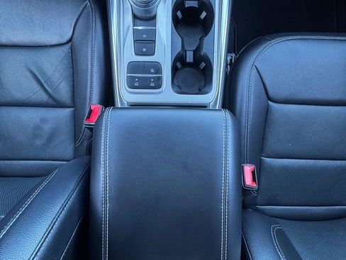 Used 2022 Ford Explorer Limited w/ Equipment Group 301A image 25