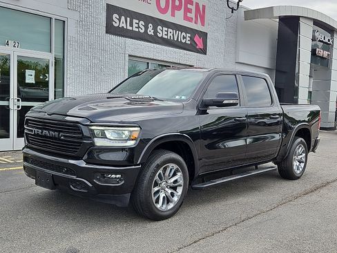 Used 2021 RAM 1500 Laramie AWD/4WD image 3