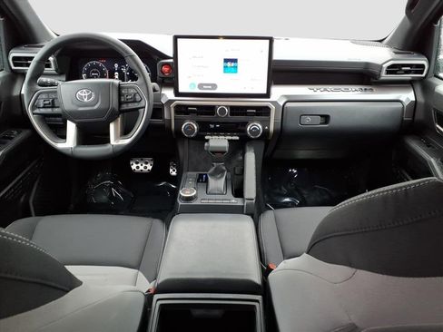 Used 2024 Toyota Tacoma TRD Sport image 36