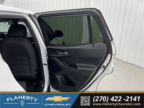 Used 2026 Chevrolet Equinox LT AWD/4WD image 12