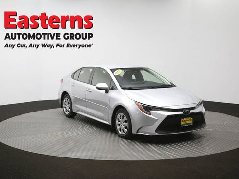 Used 2022 Toyota Corolla LE FWD image 48