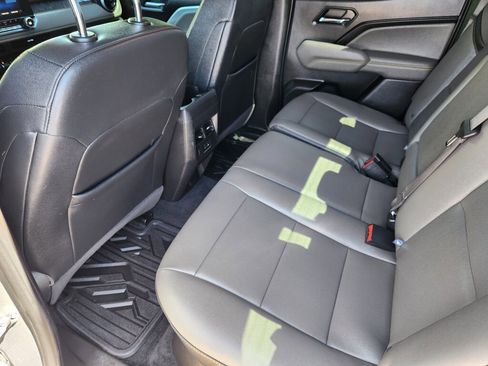 Used 2025 Chevrolet Colorado ZR2 w/ Technology Package image 9