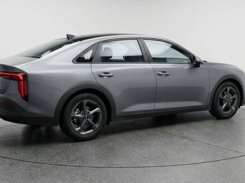 Used 2025 Kia K4 LXS image 9