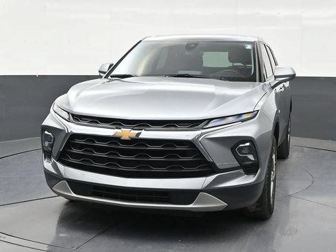 Used 2024 Chevrolet Blazer LT FWD image 8
