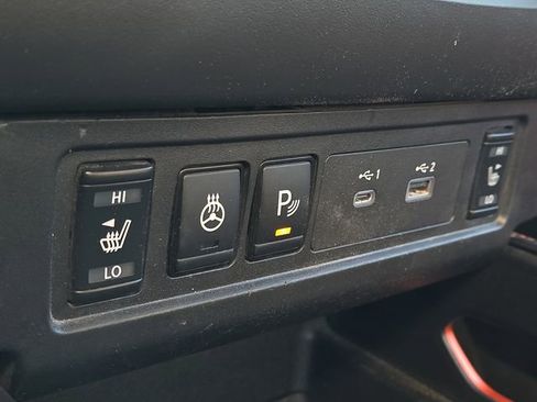 Used 2023 Nissan Frontier PRO-4X w/ Pro Convenience Package image 25