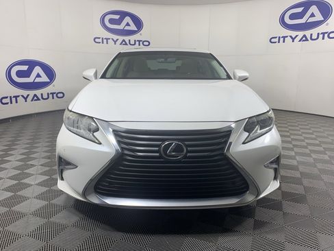 Used 2016 Lexus ES 350 w/ Premium Package w/Wood Trim image 8