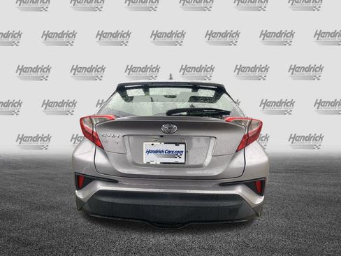Used 2020 Toyota C-HR LE image 9