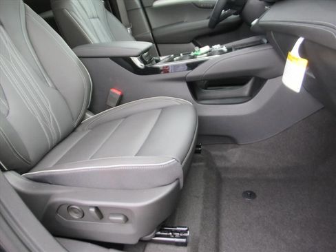 New 2026 Buick Envision Avenir image 10