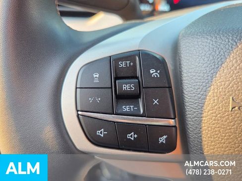 Used 2025 Ford Explorer Active image 25