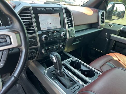 Used 2020 Ford F150 Platinum w/ Technology Package AWD/4WD image 34