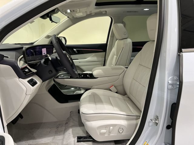 New 2027 Buick Enclave Avenir FWD image 19