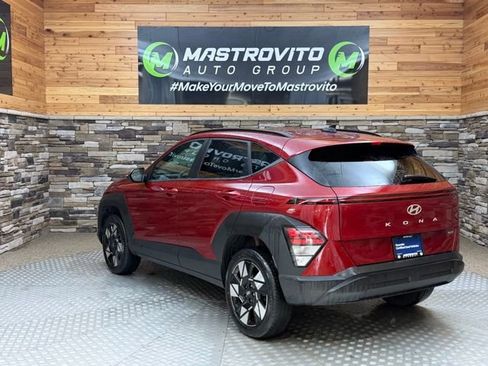 Used 2024 Hyundai Kona SEL AWD/4WD image 5