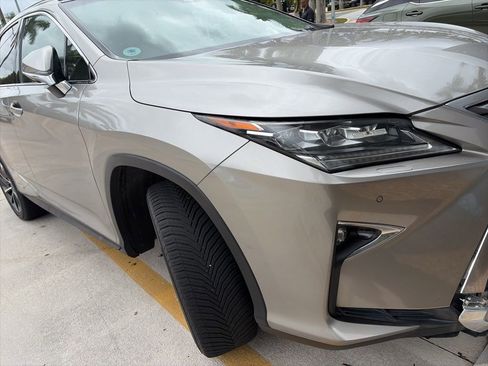 Used 2017 Lexus RX 450h AWD image 1