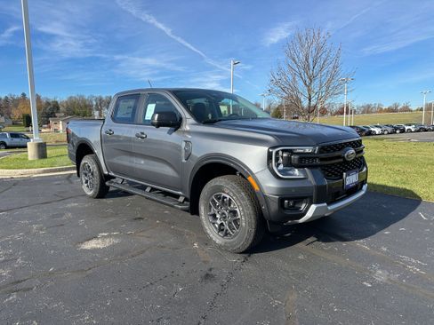 Used 2024 Ford Ranger XLT w/ Technology Package image 3
