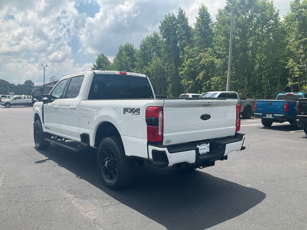 New 2026 Ford F250 Lariat w/ Black Appearance Package AWD/4WD image 7