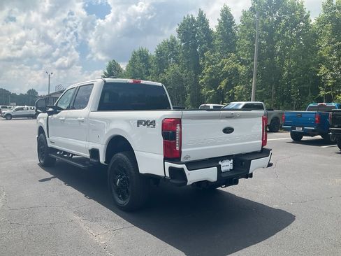 New 2026 Ford F250 Lariat w/ Black Appearance Package AWD/4WD image 7