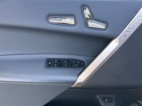 Used 2023 BMW iX M60 image 10