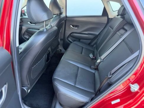Used 2025 Hyundai Kona Limited FWD image 24