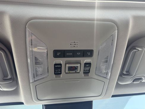 Used 2023 Toyota RAV4 XLE w/ Convenience Package AWD/4WD image 18