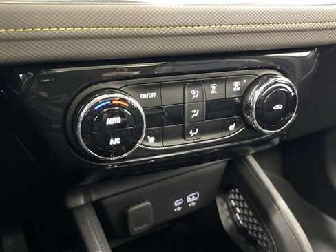 Used 2024 Chevrolet TrailBlazer ACTIV w/ Convenience Package image 20