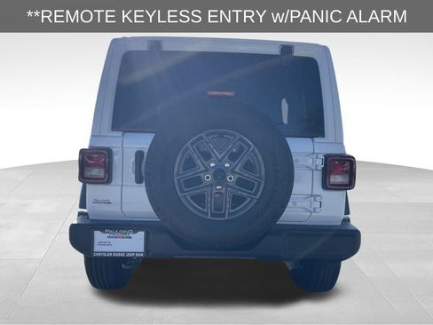 Used 2025 Jeep Wrangler Sport S image 7