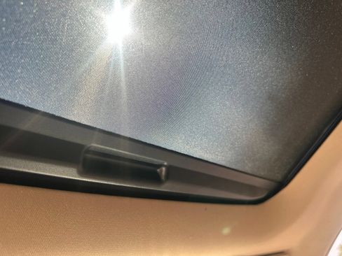 Used 2009 Buick Enclave CXL FWD image 10