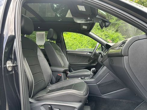 Certified 2022 Volkswagen Tiguan SEL R-Line AWD/4WD image 21