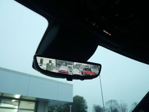 Used 2026 GMC Sierra 2500 AT4X image 27