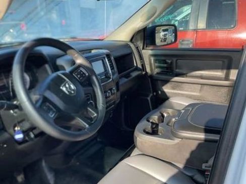 Used 2022 RAM 1500 Tradesman w/ Chrome Appearance Group image 13