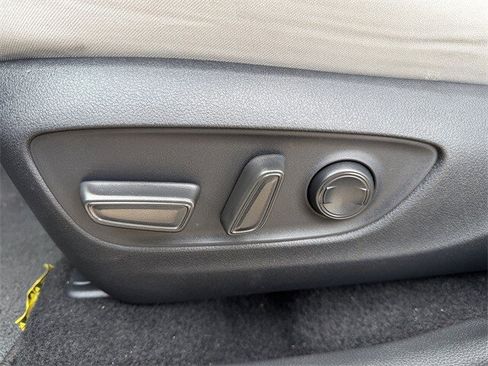 Certified 2025 Toyota RAV4 XLE image 26