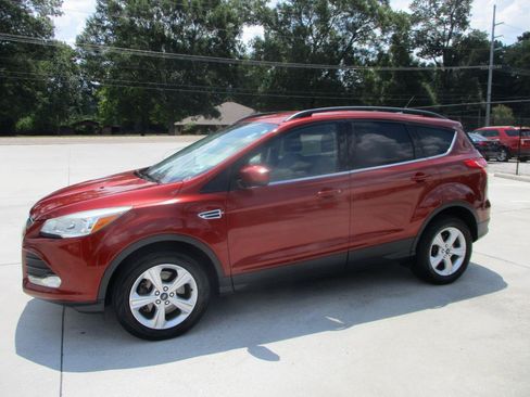 Used 2015 Ford Escape SE w/ Equipment Group 201A AWD/4WD image 20