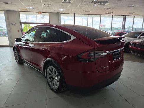 Used 2016 Tesla Model X 90D AWD/4WD image 5