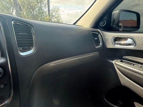 Used 2017 Dodge Durango SXT w/ 3rd Row Seating Group image 29