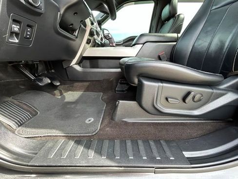 Used 2020 Ford F150 Lariat w/ Equipment Group 502A Luxury AWD/4WD image 29
