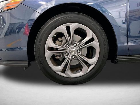 Used 2023 Honda Accord EX image 10