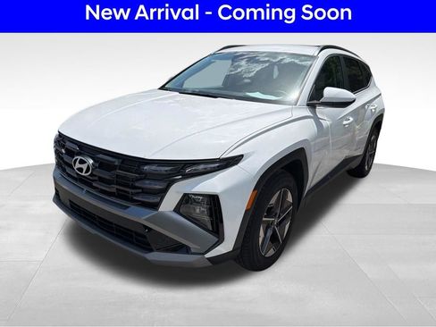 Used 2026 Hyundai Tucson SEL FWD image 2